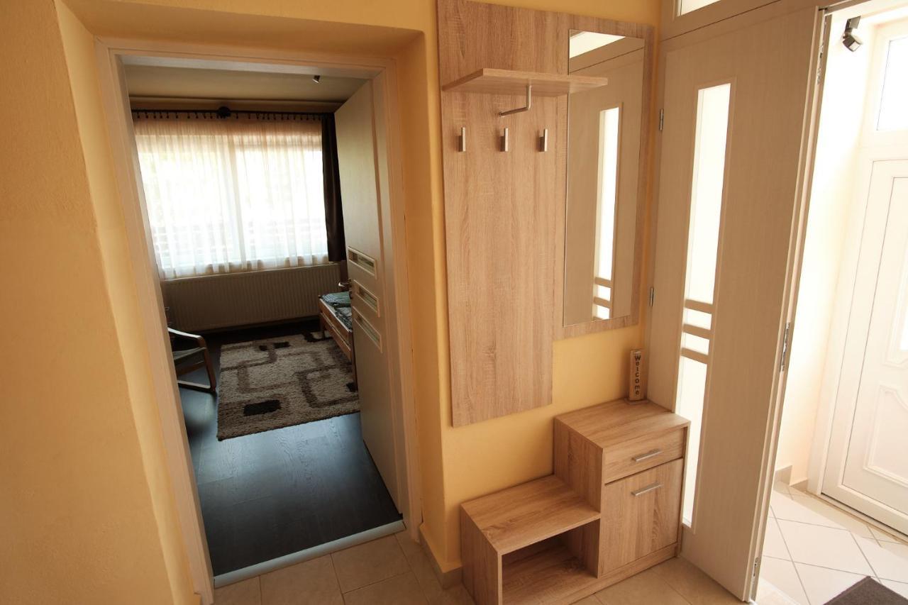 Adel Apartment *